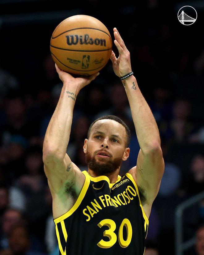 db真人官网注册-窗口期突围战来临，夏洛特黄蜂围绕德甲篮板制胜，底气十足，资深球员宣示担当