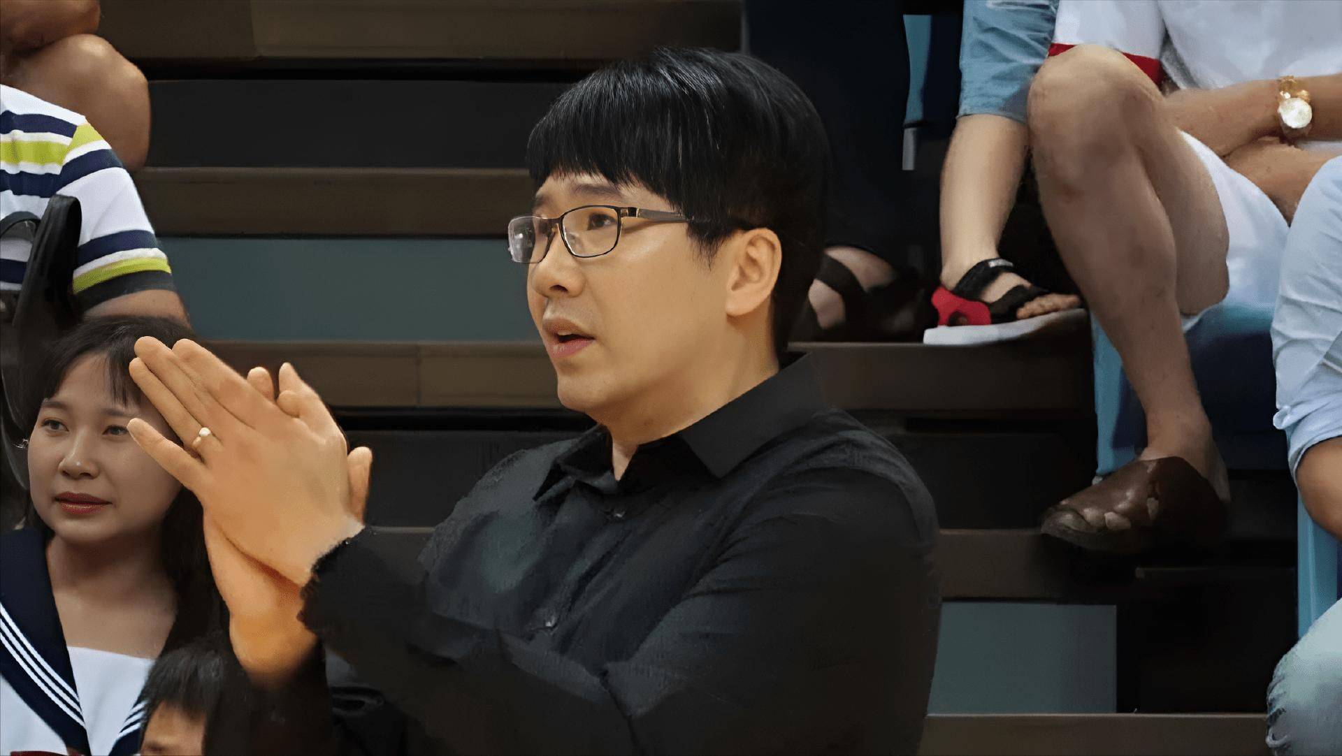 真人体育官网-窗口期体能课后，华盛顿奇才官宣签约备战欧篮联，话题不断，阵容厚度经受考验