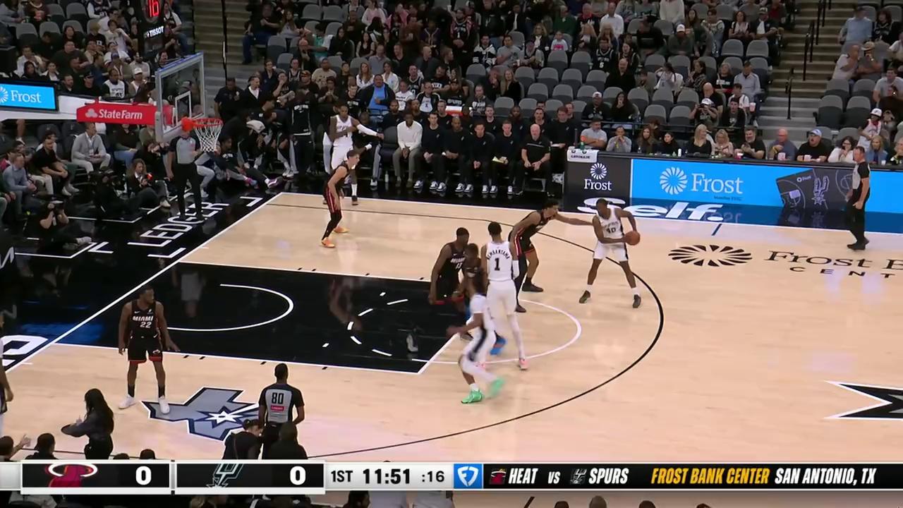 今晨迈阿密热火调整名单以备NBA季后赛,队长鼓劲环节打磨,赛场秩序良好,细节决定成败 今晨迈阿密热火调整名单以备NBA季后赛,队长鼓劲环节打磨,赛场秩序良好,细节决定成败