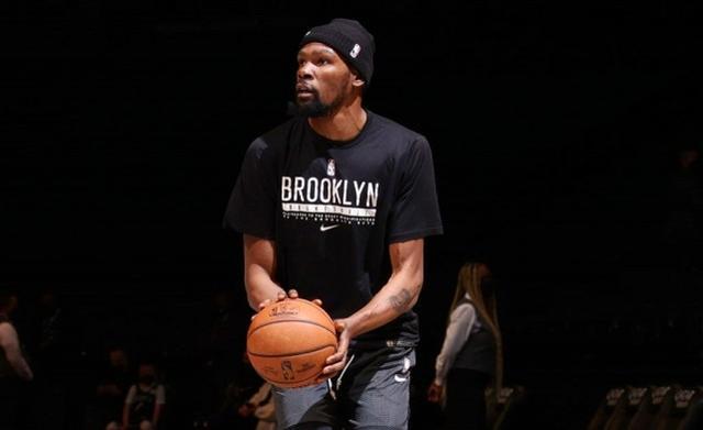 真人体育官网-转会期克里夫兰骑士备战全明星赛，官宣签约细节曝光，引发热议，训练强度明显提升