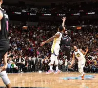 转折点！莱比锡绝杀压哨；社区盾今夜攻防权衡；底气十足；临场指挥获称赞